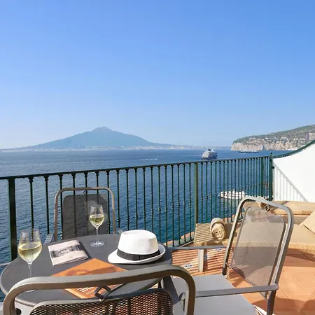 Imperial Hotel Tramontano Sorrento Exterior photo